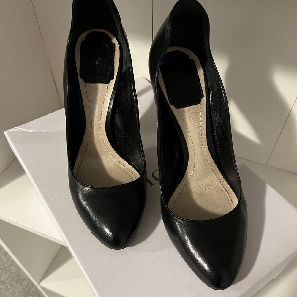 Dior shoes ,size 37, black color ,very  comfortable